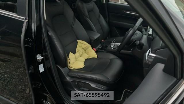 Mazda CX-5 2023-12 8855422-5