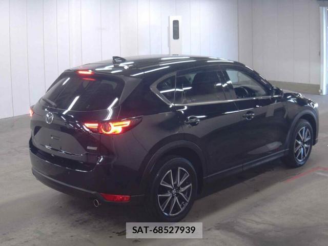 Mazda CX-5 2017-06 8855847-1