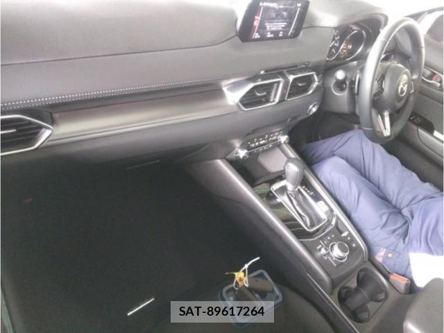 Mazda CX-5 2019-08 8856554-3