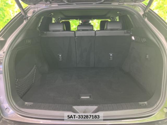 Mazda CX-60 2022-10 8854771-7
