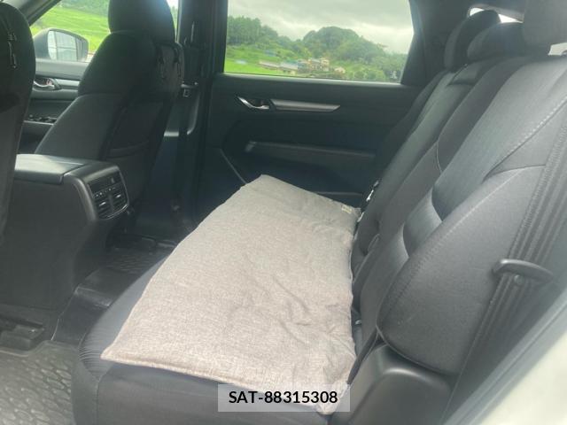 Mazda CX-8 2021-03 8854590-9