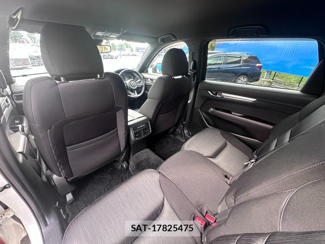 Mazda CX-8 2017-11 8854927-13