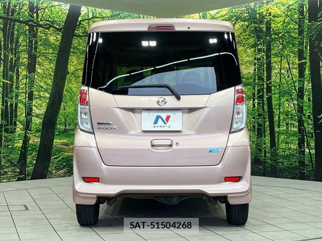 Nissan DAYZ ROOX 2015-11 8854683-14