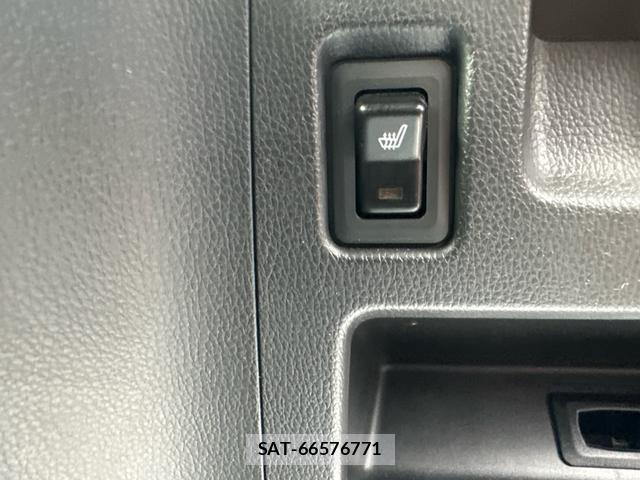 Nissan DAYZ ROOX 2017-08 8854878-9