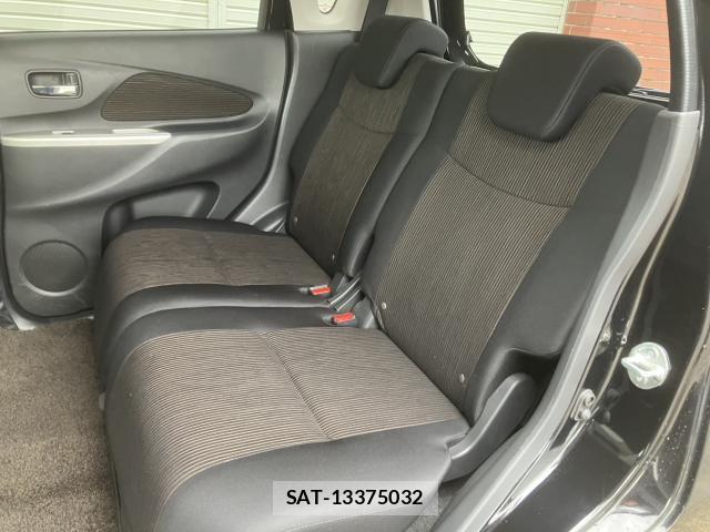 Nissan DAYZ 2013-10 8853980-6