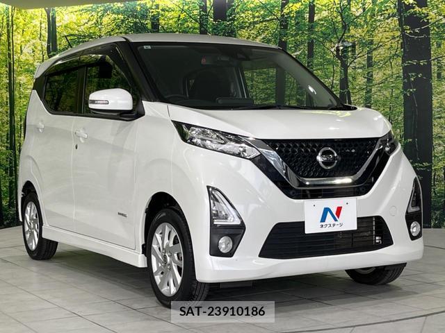 Nissan DAYZ 2019-06 8854218-16