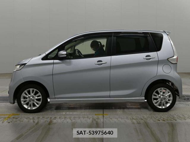 Nissan DAYZ 2015-09 8854358-7