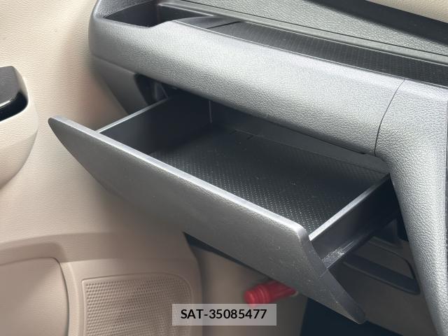 Nissan DAYZ 2021-10 8854776-11