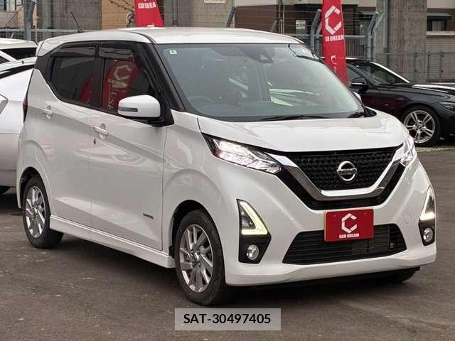 Nissan DAYZ 2020-08 8855251-15