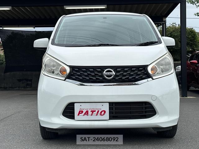 Nissan DAYZ 2015-10 8855630-15