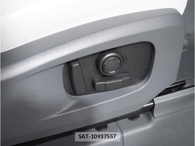 Land Rover DEFENDER 2024-12 8856518-16