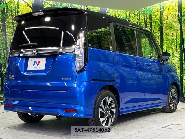 Mitsubishi DELICA 2023-04 8854113-16