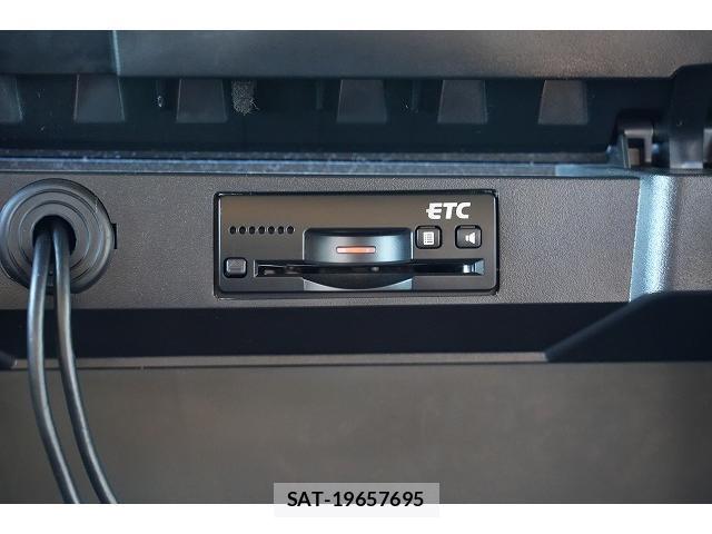 Mitsubishi DELICA 2018-01 8856506-15