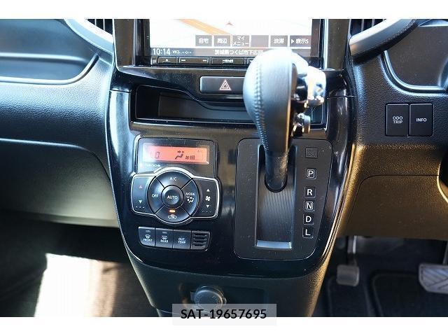 Mitsubishi DELICA 2018-01 8856506-7
