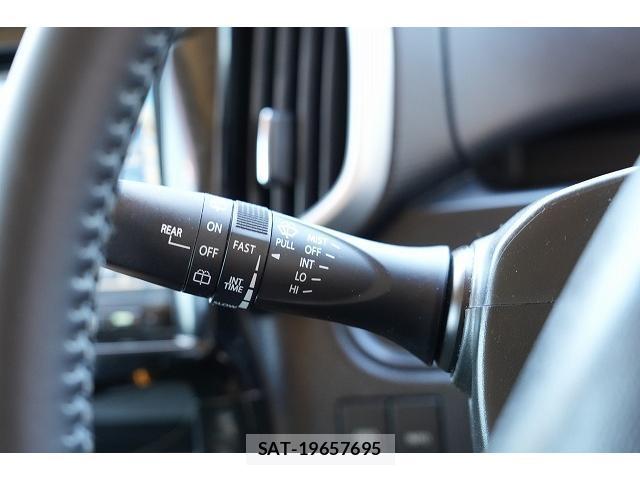 Mitsubishi DELICA 2018-01 8856506-9