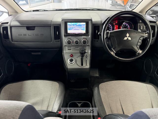 Mitsubishi DELICA 2017-04 8854255-2