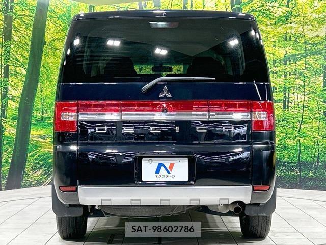 Mitsubishi DELICA 2011-11 8854698-14