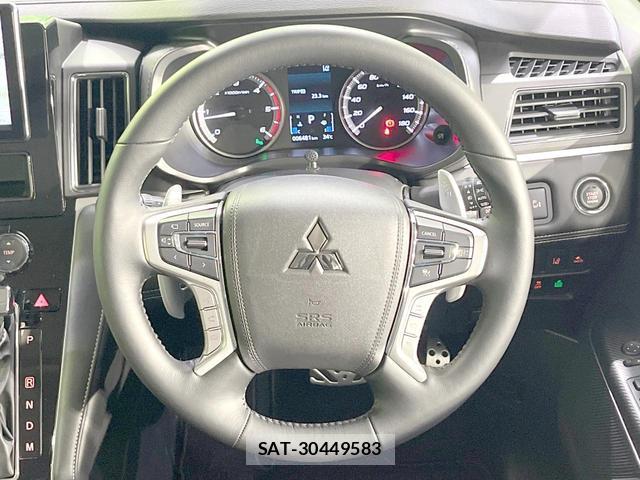 Mitsubishi DELICA 2025-09 8855239-11