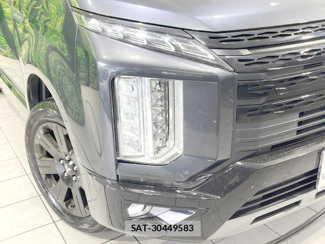 Mitsubishi DELICA 2025-09 8855239-12