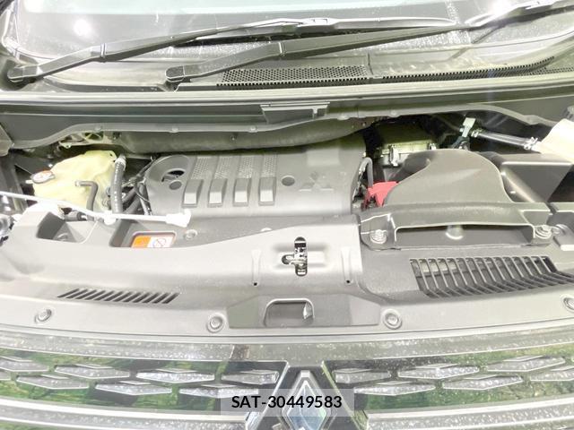 Mitsubishi DELICA 2025-09 8855239-18
