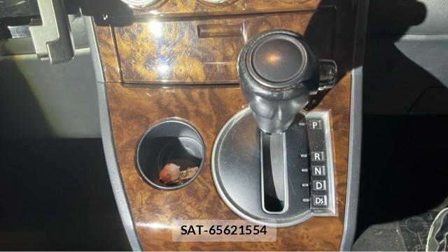 Mitsubishi DELICA 2009-11 8855384-14