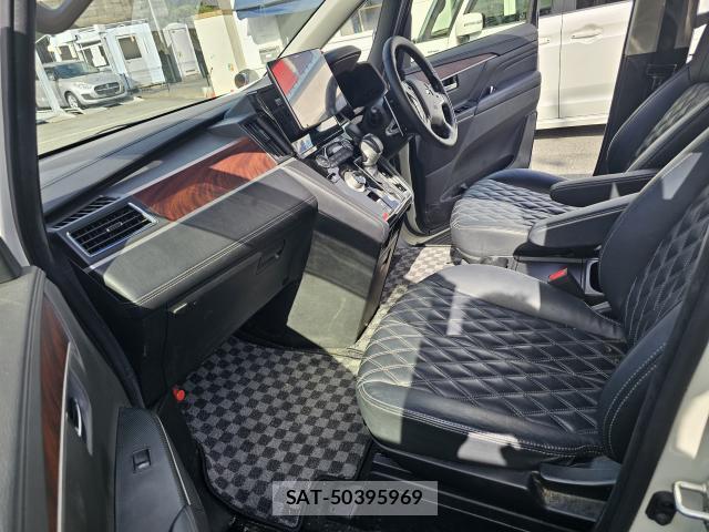 Mitsubishi DELICA 2020 8855671-3