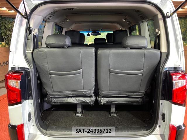 Mitsubishi DELICA 2025-06 8855698-11