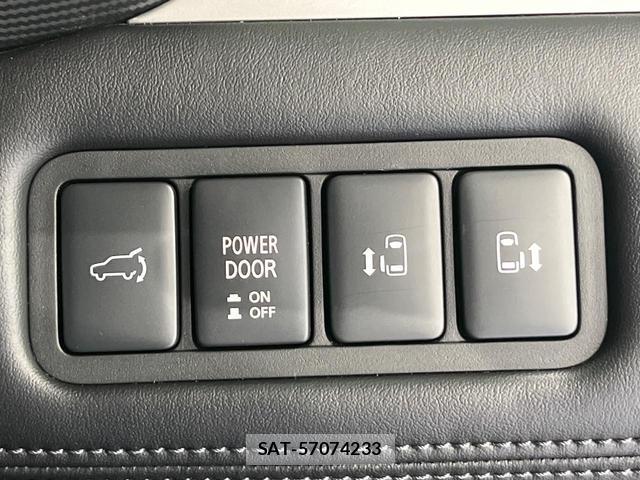 Mitsubishi DELICA 2024-12 8856668-4