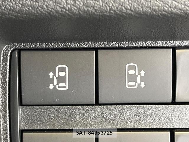 Mitsubishi DELICA MINI 2025-09 8856686-6