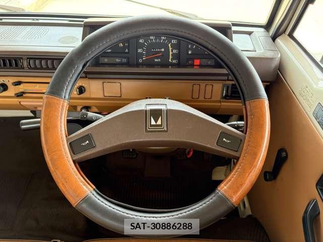 Mitsubishi DELICA TRUCK 1980-03 8854206-7