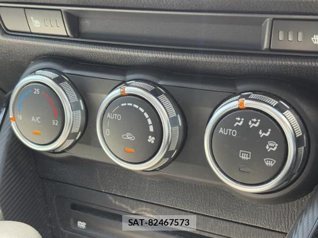 Mazda DEMIO 2017-07 8853873-12