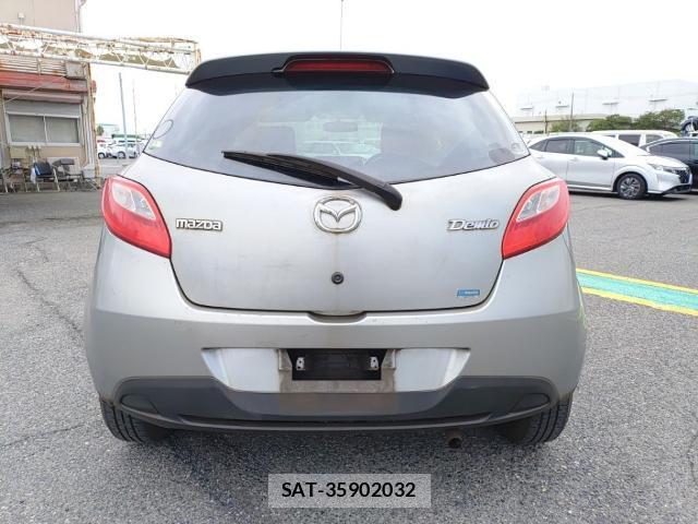 Mazda DEMIO 2012-09 8854185-1
