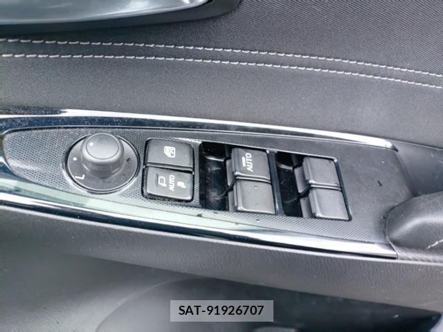 Mazda DEMIO 2017-08 8854194-13