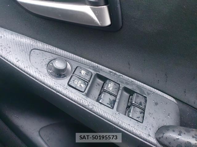 Mazda DEMIO 2017-10 8854196-13