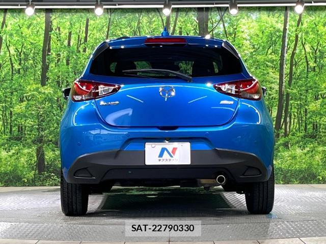 Mazda DEMIO 2015-06 8854437-14
