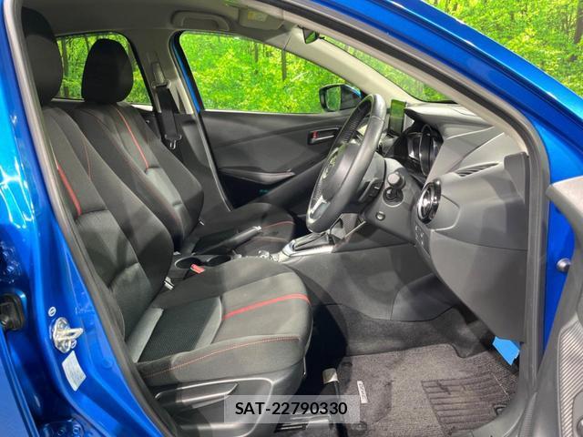 Mazda DEMIO 2015-06 8854437-7