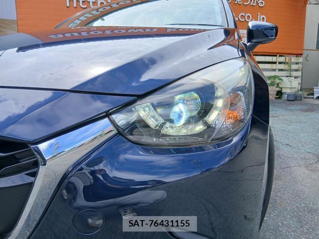 Mazda DEMIO 2017-01 8854801-16