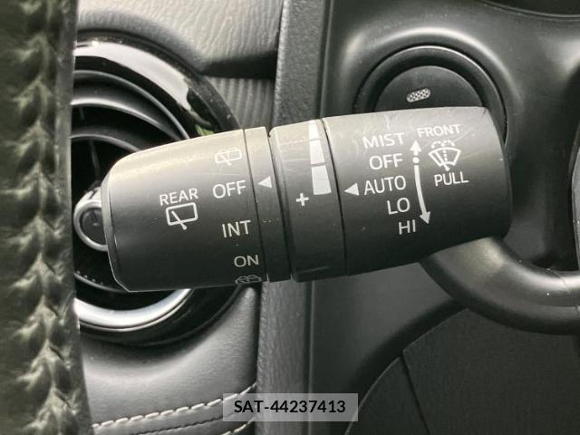 Mazda DEMIO 2019-01 8857026-15