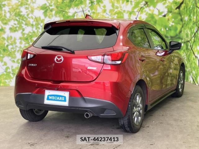 Mazda DEMIO 2019-01 8857026-2