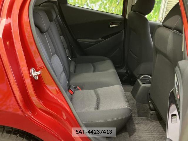 Mazda DEMIO 2019-01 8857026-4