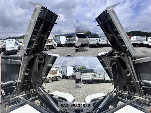 Hino DUTRO 2015-02 8854309-6