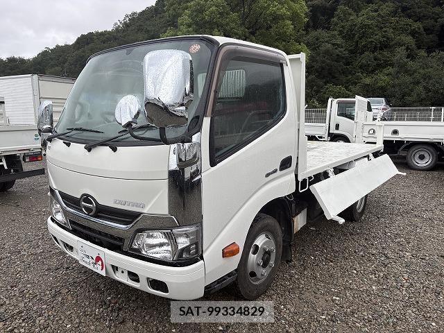 Hino DUTRO 2015-02 8854309-7