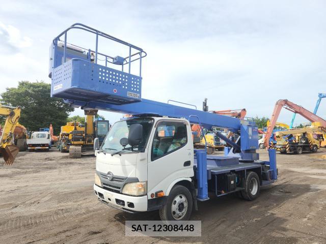 Hino DUTRO 2012 8855694-0