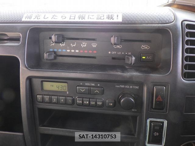 Hino DUTRO 2005 8855696-5