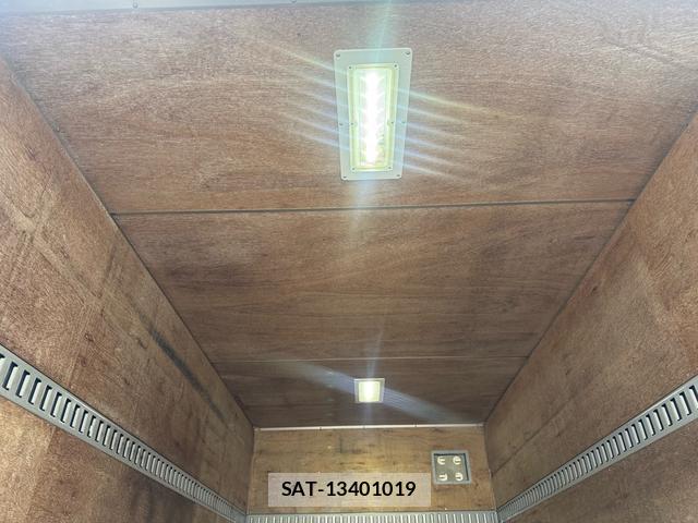 Toyota DYNA TRUCK 2017-06 8854958-9
