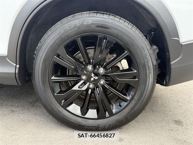 Mitsubishi ECLIPSE CROSS 2025-07 8855260-16