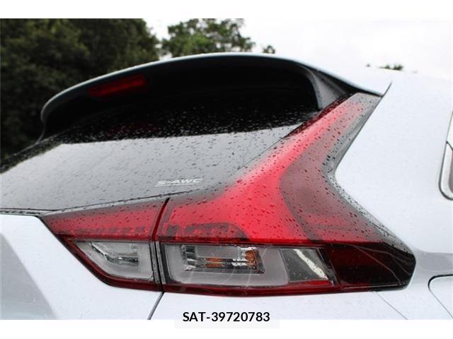 Mitsubishi ECLIPSE CROSS 2021-08 8855617-18