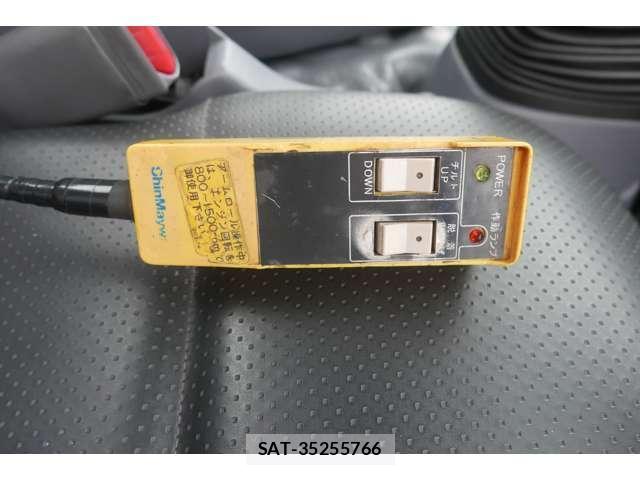 Isuzu ELF TRUCK 2012-10 8853874-14