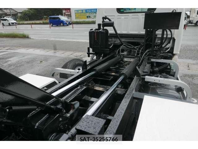 Isuzu ELF TRUCK 2012-10 8853874-19