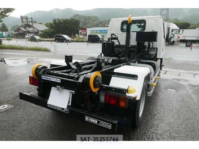 Isuzu ELF TRUCK 2012-10 8853874-5